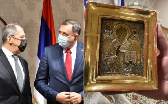 «Верните икону обратно». Подарок Лаврову вызвал возмущение в правительстве Украины