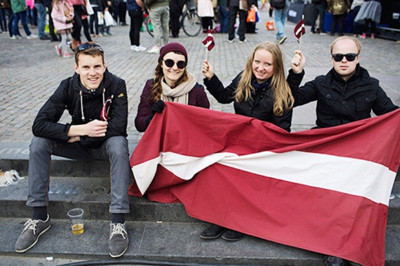 Легко ли быть молодым в Латвии