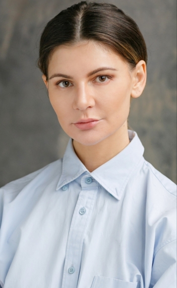 Актриса Ольга Вяземская: «Я делала колесо в смирительной рубашке»  
