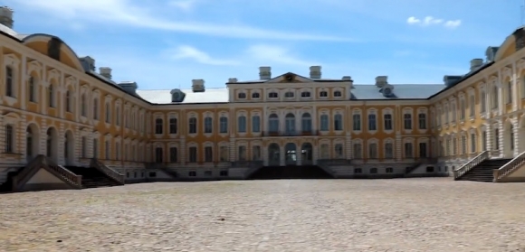Латвийский Версаль: привидения Рундальского замка