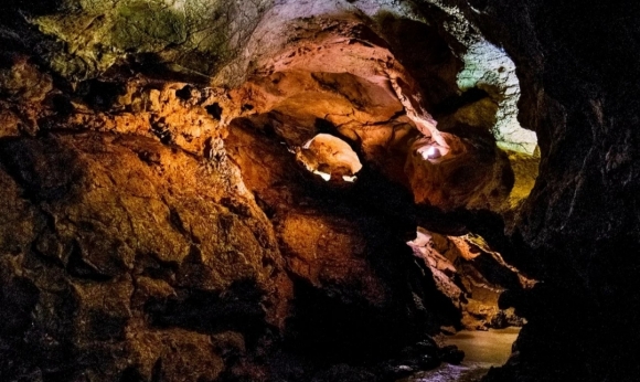 Едем в Крым: Красные или Мраморная? Эти загадочные пещеры