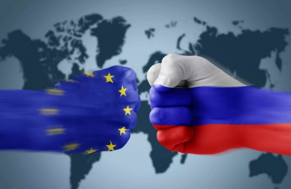 Евросоюз будет ужесточать свою позицию по отношению к России​
