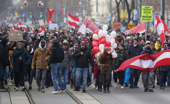 Австрия: коронавирус, протесты и смягчения