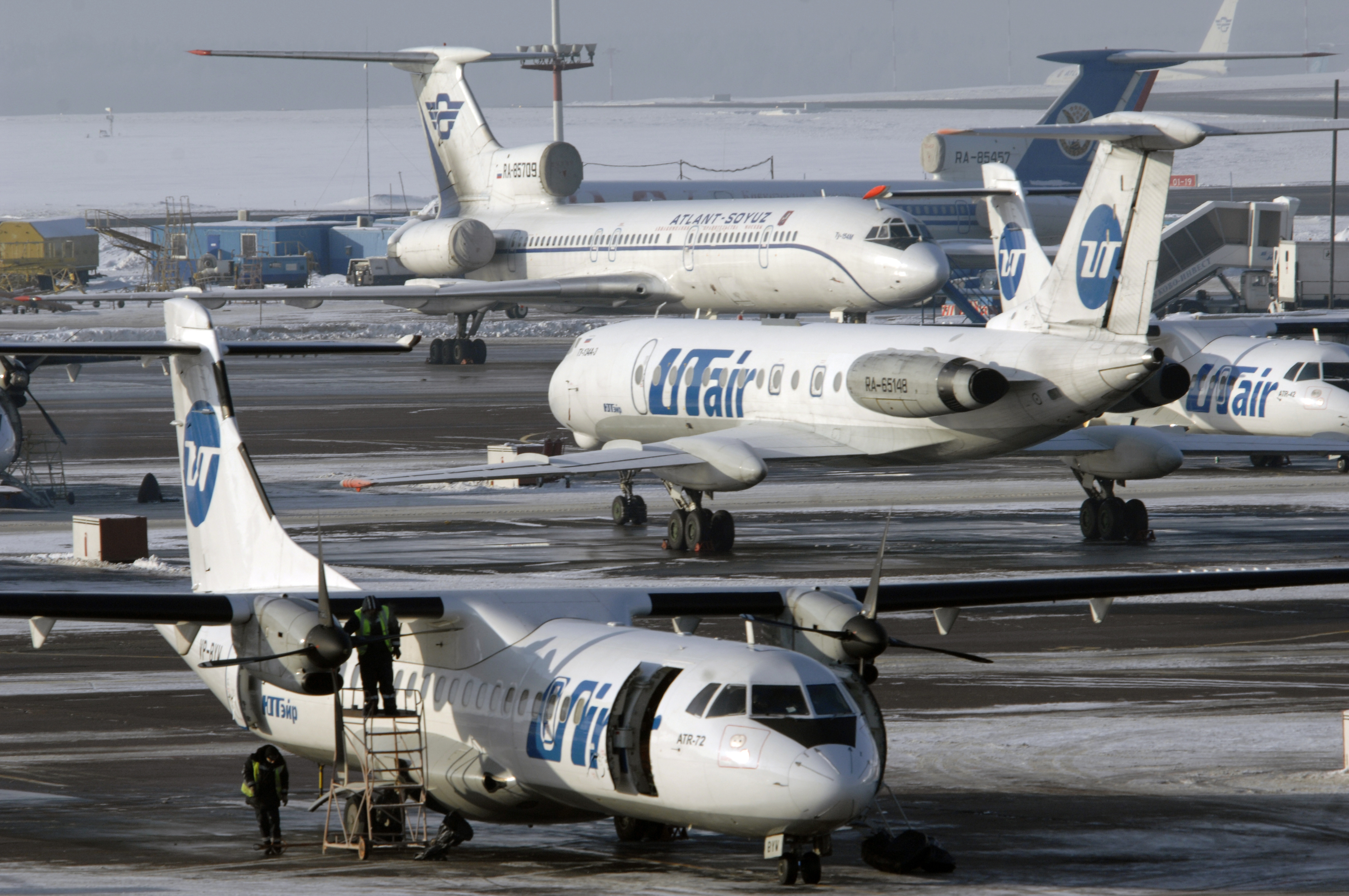 Ютэйр рейсы. ЮТЭЙР Эйрлайнс. UTAIR Грозный. Самолет UTAIR Грозный. ЮТЭЙР флот.