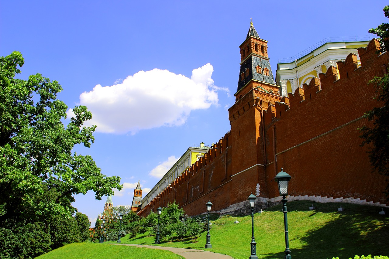 кремлевская стена в москве