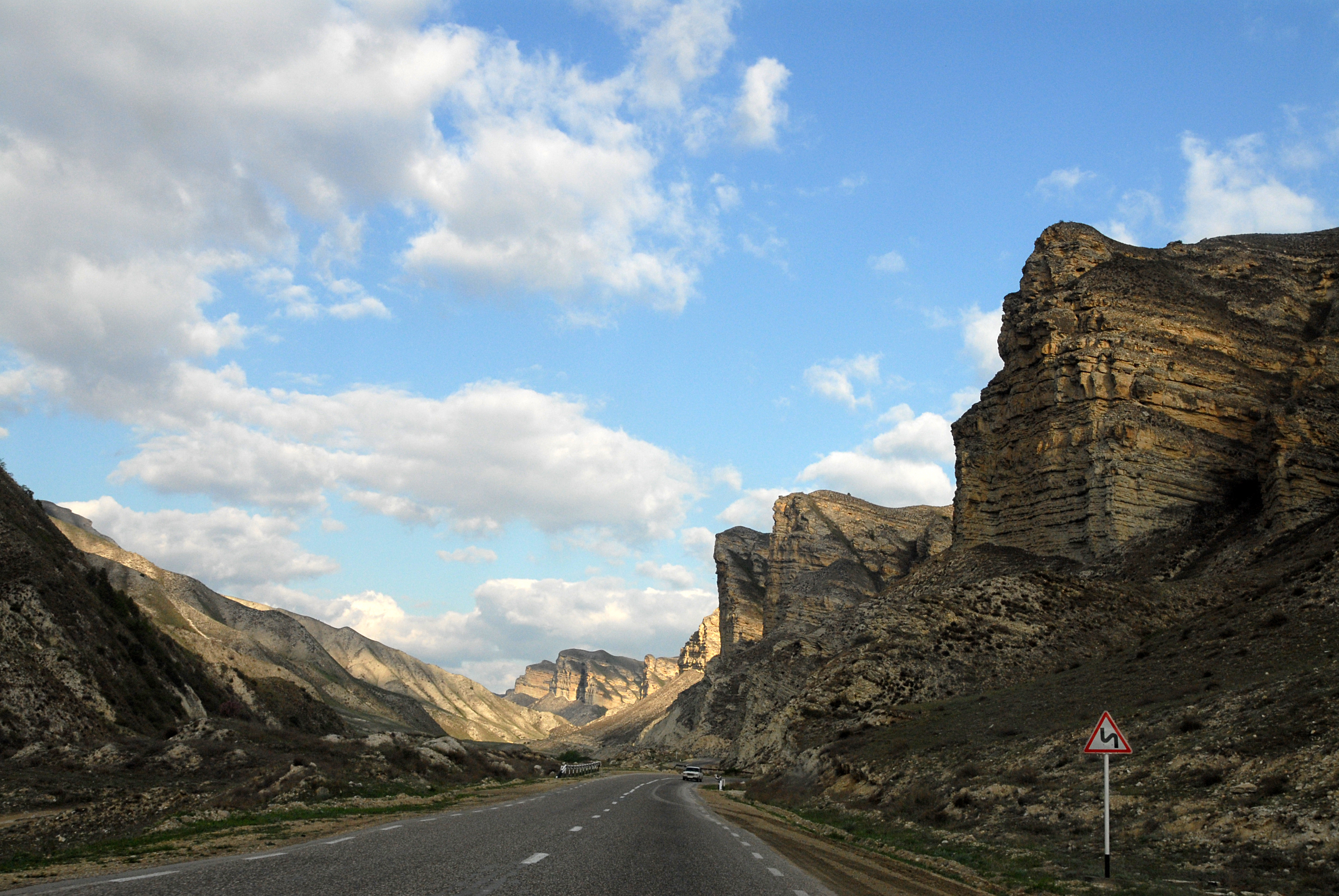 Перевал в Гимрах Дагестана