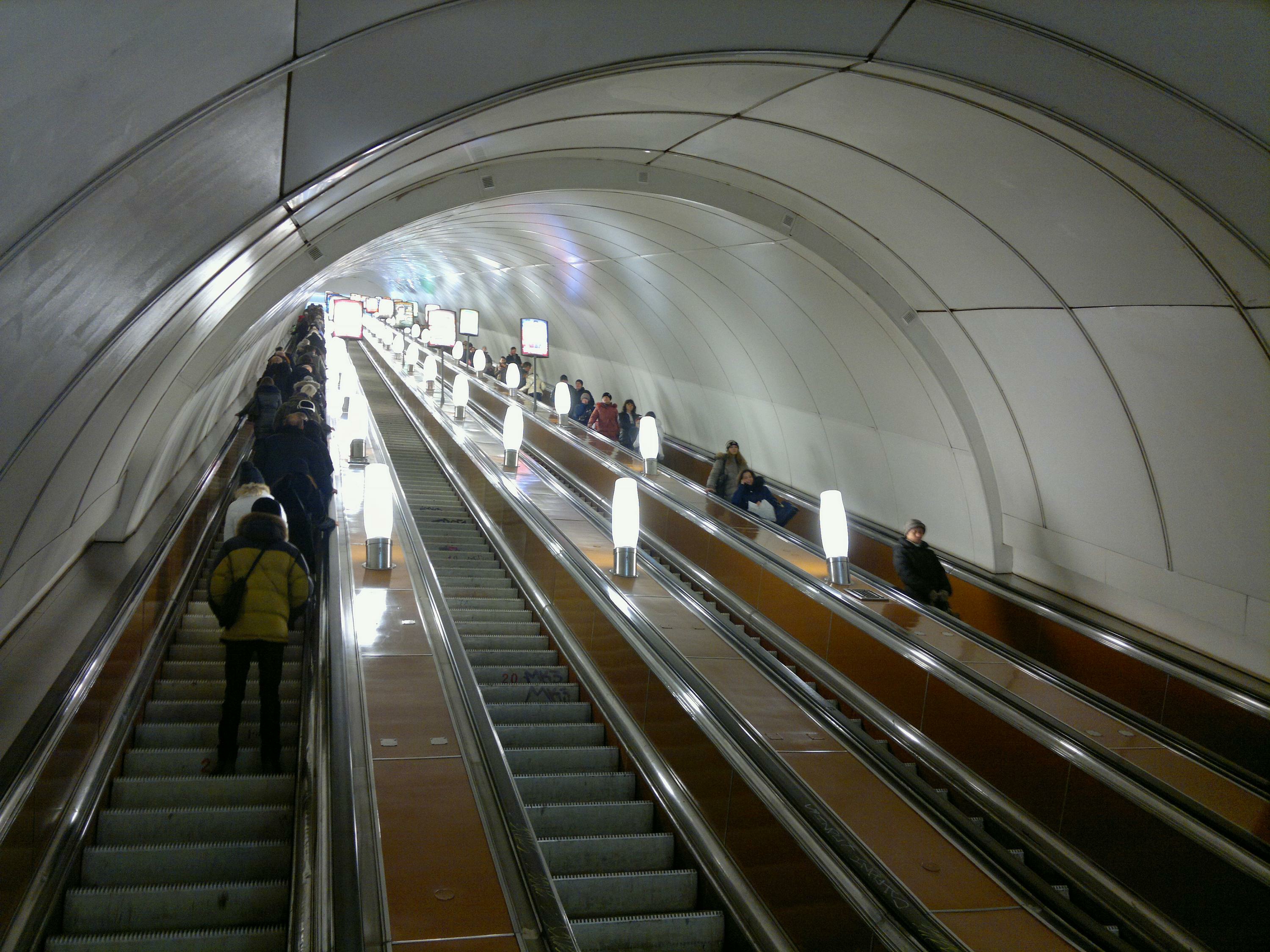 Станция метро академическая санкт петербург