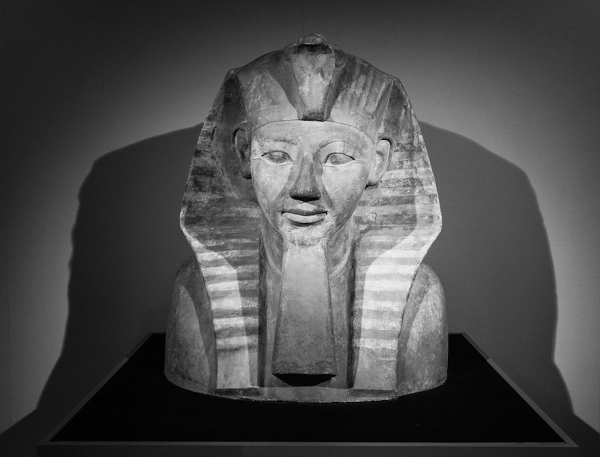 Скульптурный портрет Тутанхамона