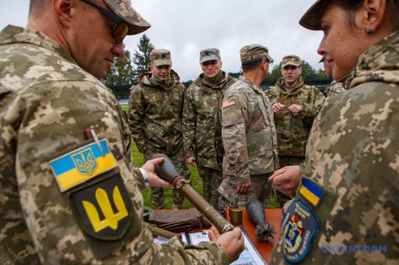 Украина превращается в плацдарм НАТО на границе с Россией 