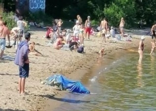 Отдых трупом не испортишь: люди тонут, а россияне продолжают плавать рядом с ними