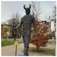 Политики Латвии посетили «сатанинскую мессу»
