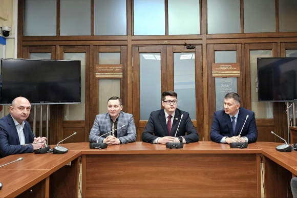 Депутат ГД Александр Спиридонов: Наша задача - помочь подрастающему поколению самореализоваться