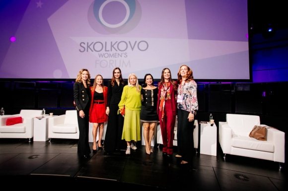 Эпоха перемен и возможностей: SKOLKOVO WOMEN