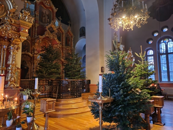 Православные Латвии встретили Рождество Христово