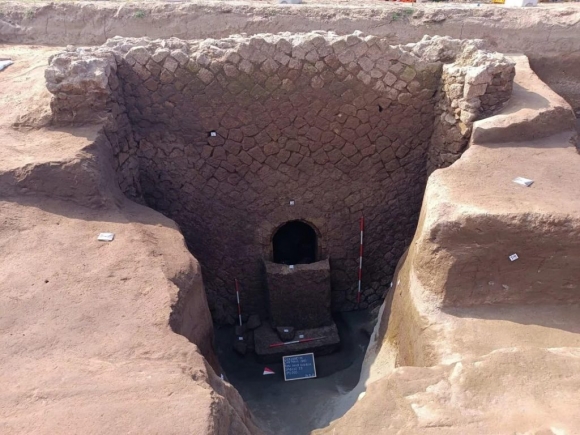 Новый сюрприз ждал археологов в гробнице Цербера в Джульяно
