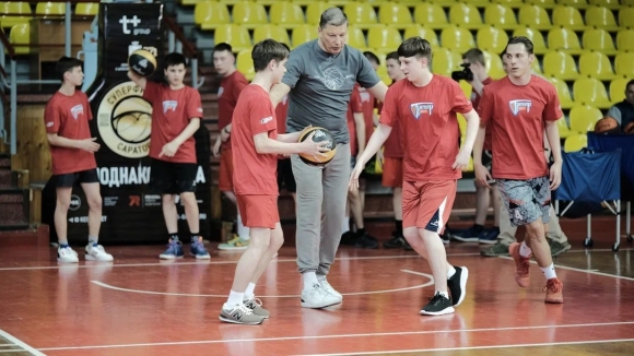 Народный фронт, «КЭС-Баскет»  и «Т Плюс» будут вместе развивать детский спорт в России