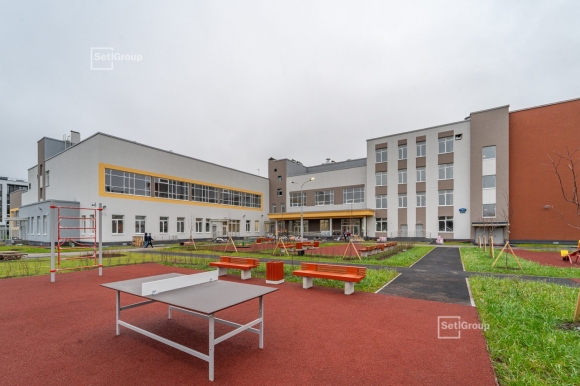 В ЖК «Парадный ансамбль» открыли школу на 550 учеников