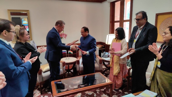 Сотрудничество России и Индии в медицине выходит на новый стратегический уровень Сотрудничество России и Индии в медицине выходит на новый стратегический уровень