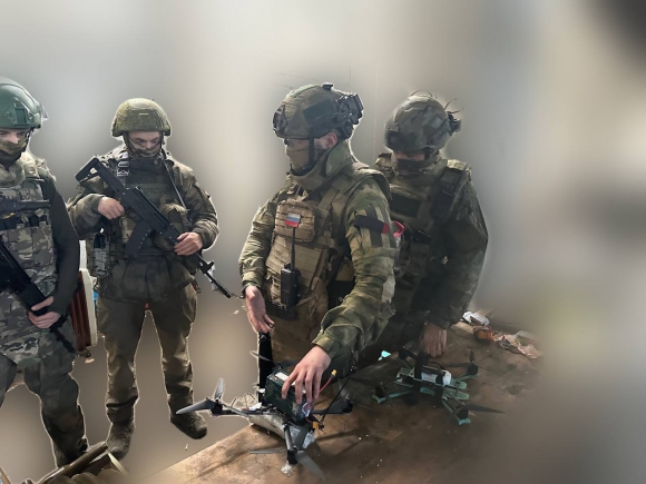 Крылья гвардейцев: в небе работают профессионалы Крылья гвардейцев: в небе работают профессионалы