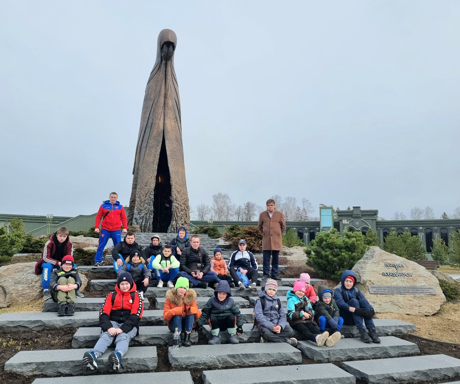 Трудные подростки из Вологды впервые посетили парк «Патриот»