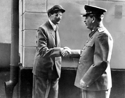 Сталин и Суслов (1 мая 1949 г.)