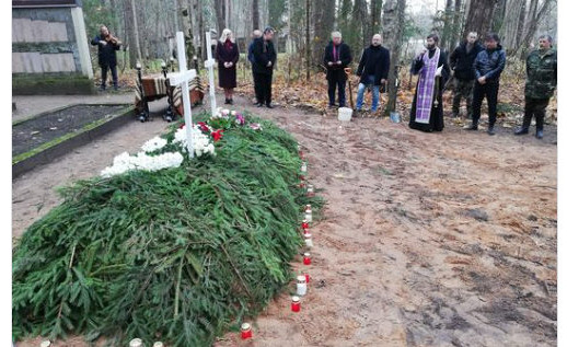 Латвия: при демонтаже советского памятника обнаружено более 50 захоронений красноармейцев