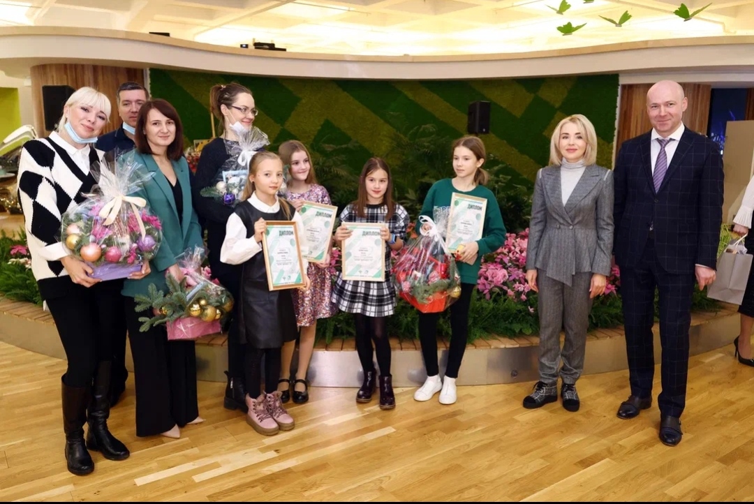 Глава Росприроднадзора наградила победителей и призёров премии «Экология – дело каждого» в Москве